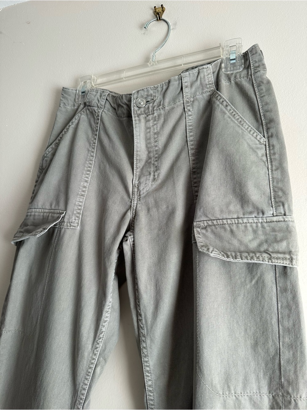 Zara • Mid Rise Adjustable Tab Cotton Cargo Pants - Picture 3 of 9